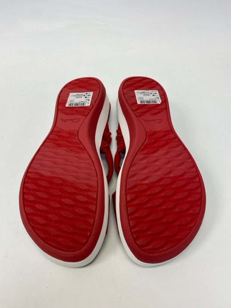 NWOT Clarks  Size 9 Red Crisscross Sandals