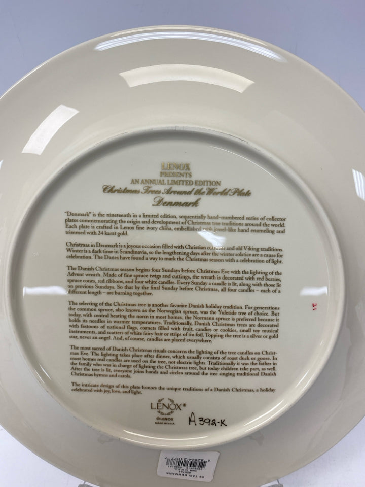 Lenox Cream Green/Multi Christmas Decorative Plate