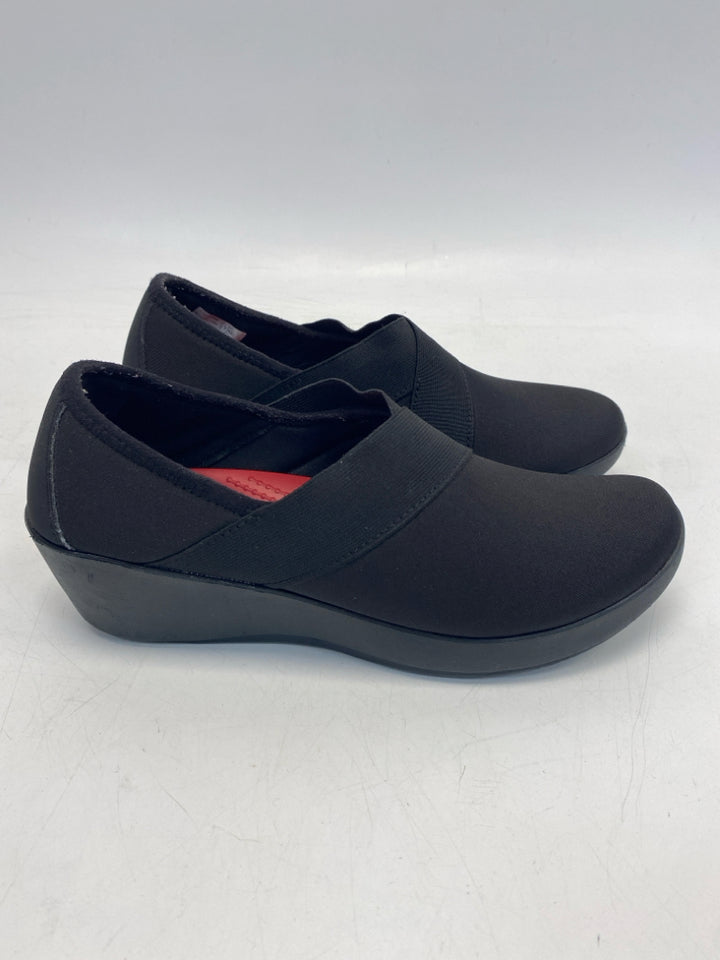Crocs US Shoe Size 7 Black Flats