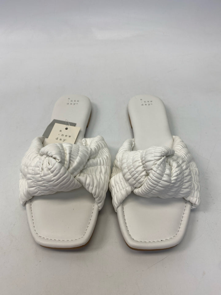 NWT a new day  Size 11 White Knotted Sandals