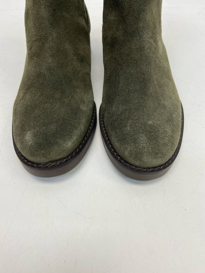 Talbots  Size 6.5 Green Boots