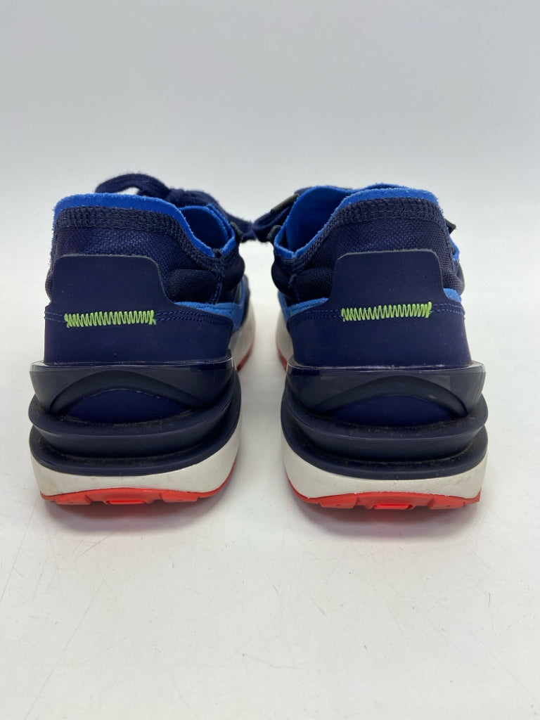 Nike Size 10 Navy Lace-Up Men&