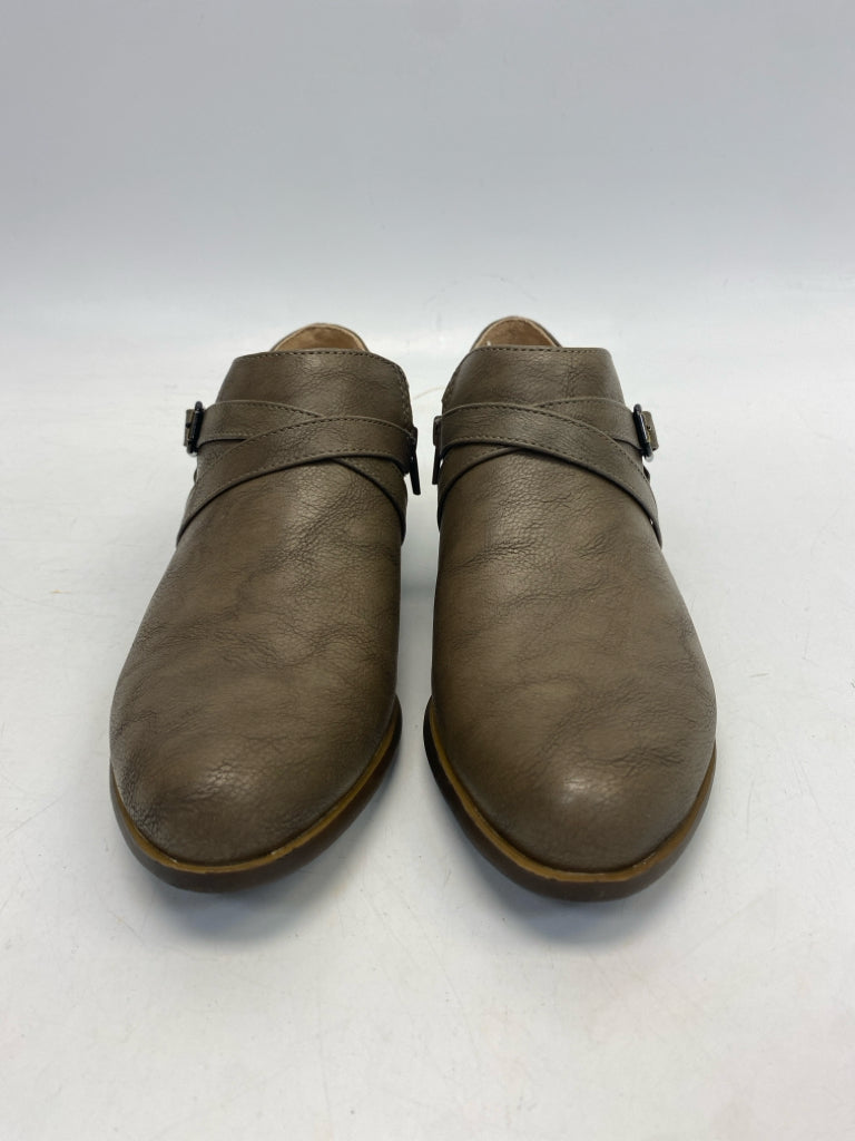 Life Stride US Size 9.5 Brown Side Zipper Boots
