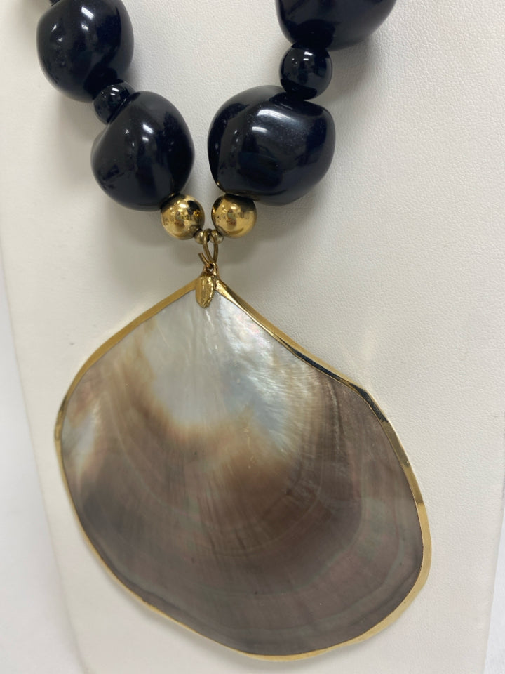 Black Gold/Brown Shells Necklace