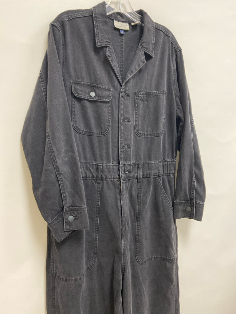 Universal Thread Size 14 Faded Black Long Sleeve Denim Ladies Jumpsuit