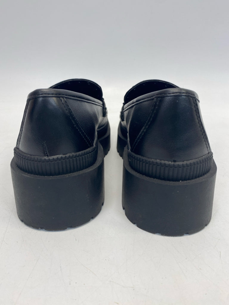 BCBG US Shoe Size 6 Black Heels