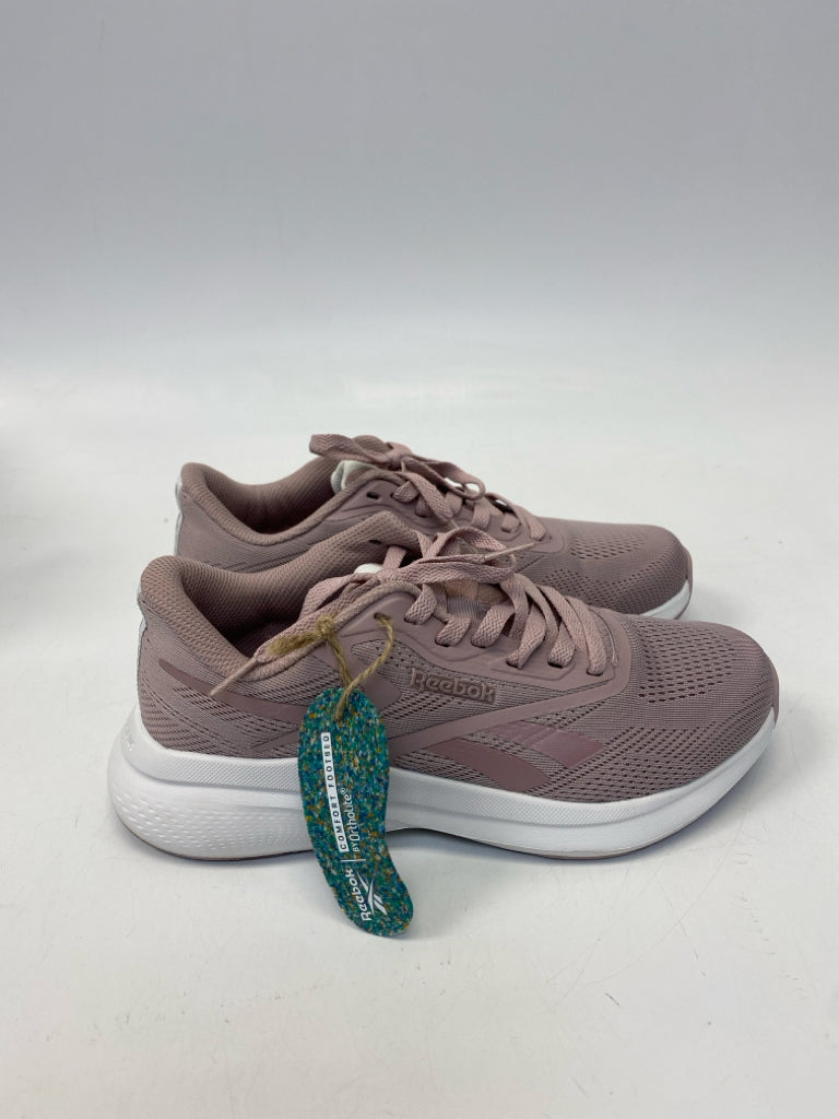 Reebok  Size 6.5 Lavender Lace-up Sneakers