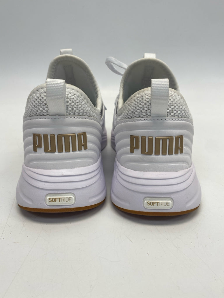 NWOT Puma  Size 7 White Lace-up Sneakers