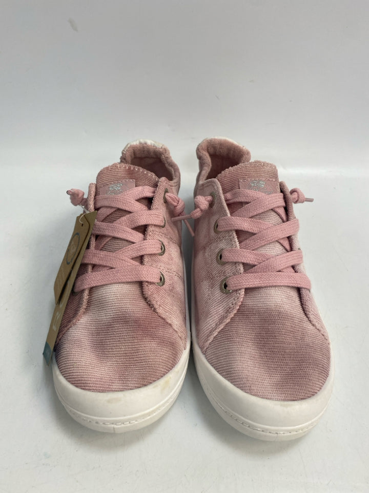 NWT Roxy  Size 7.5 Pink Lace-up Sneakers