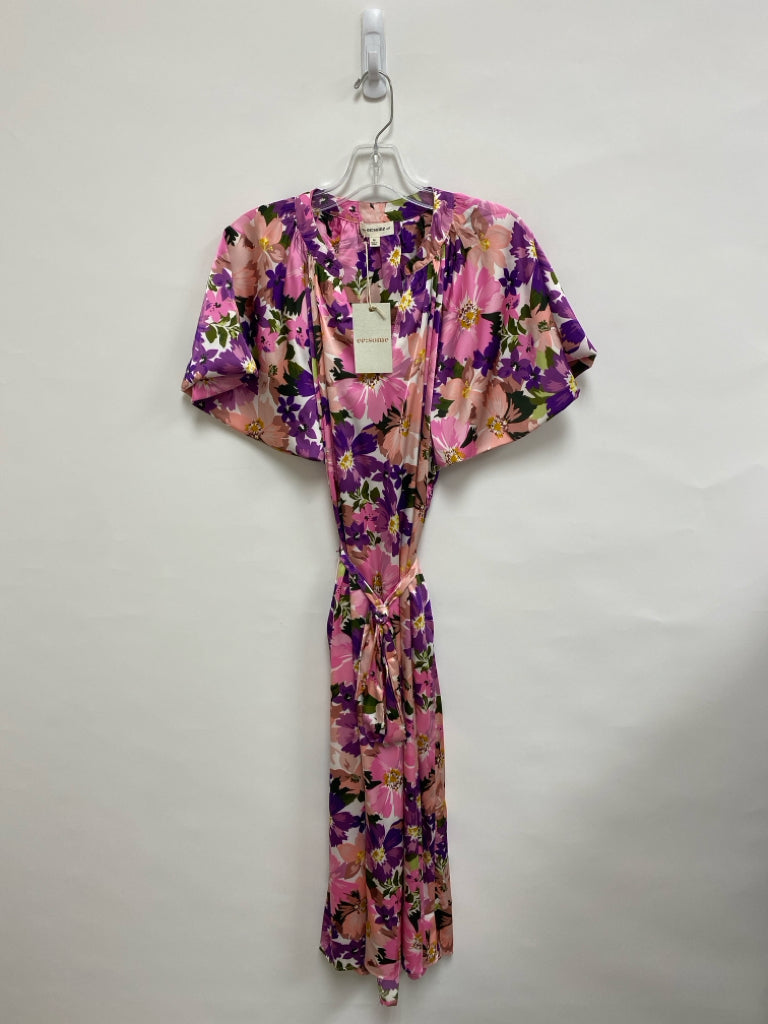 NWT EE:SOME Size M Pink/White Purple/Multi Flowers Bell Sleeves Ladies Dress