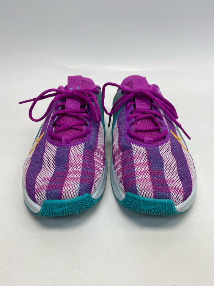 Nike  Size 8.5 Multi-Color Turquoise Lace-up Sneakers
