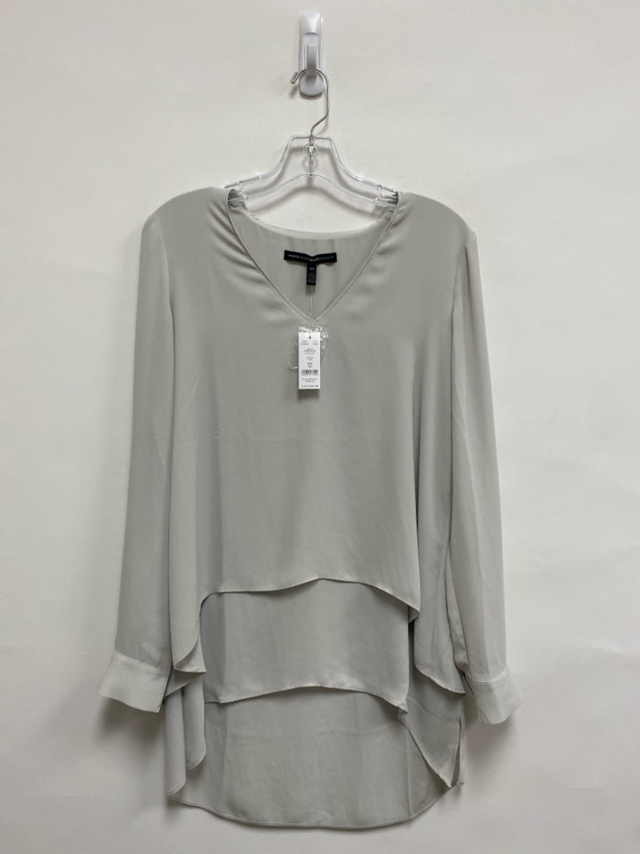 NWT Wht House/Blk Mkt Size XS Light Grey Long Sleeve Ladies Top
