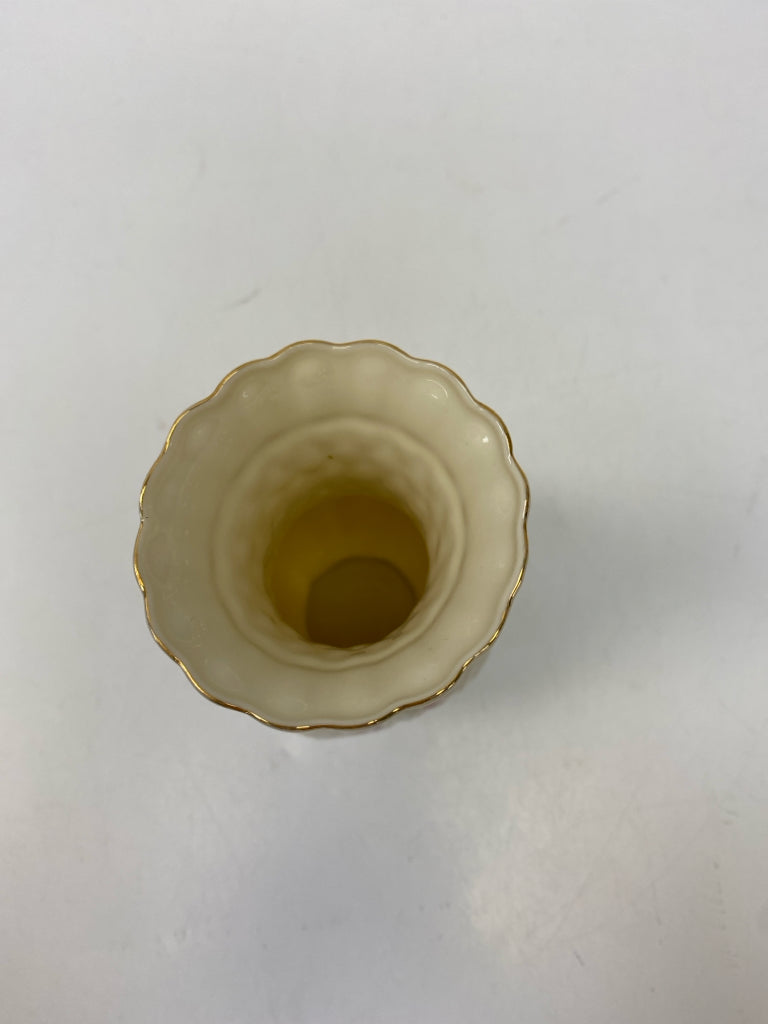 Cream Pink Shells Vase