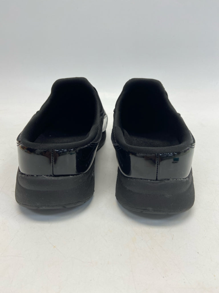 NWOT Easy Spirit  Size 10 Black Quilted Sneakers