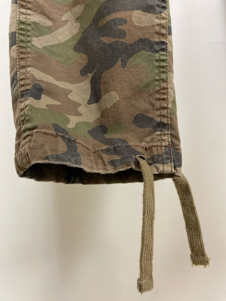 American Eagle Size 28 Brown Olive Green Camouflage Men&
