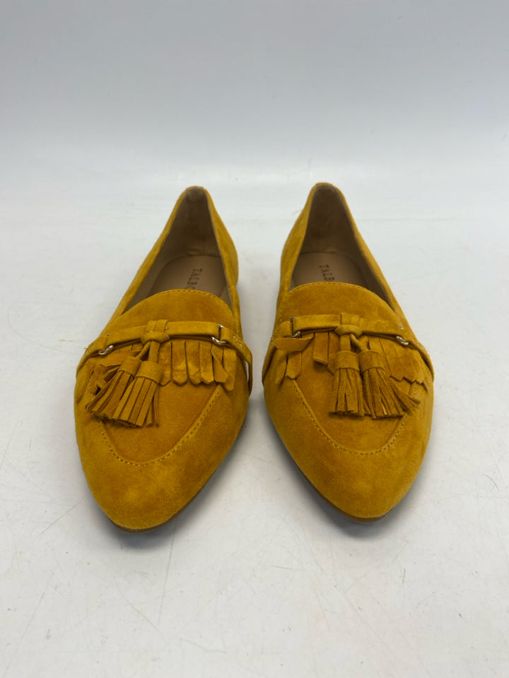 Talbots US Size 6.5 Gold Tassel(es) Flats