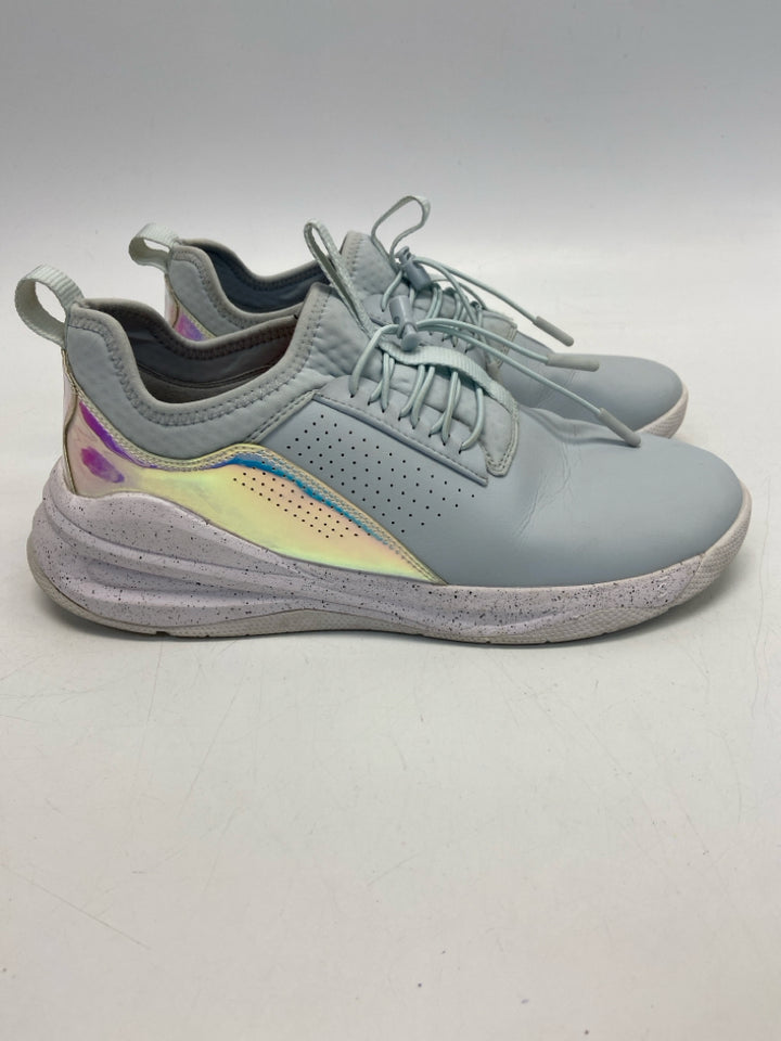 Clove Size 9.5 Cream Coral/Purple Sneakers