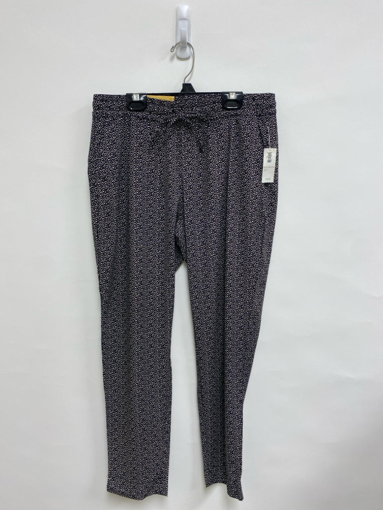 NWT Old Navy Size S Black White Print Ladies Pants