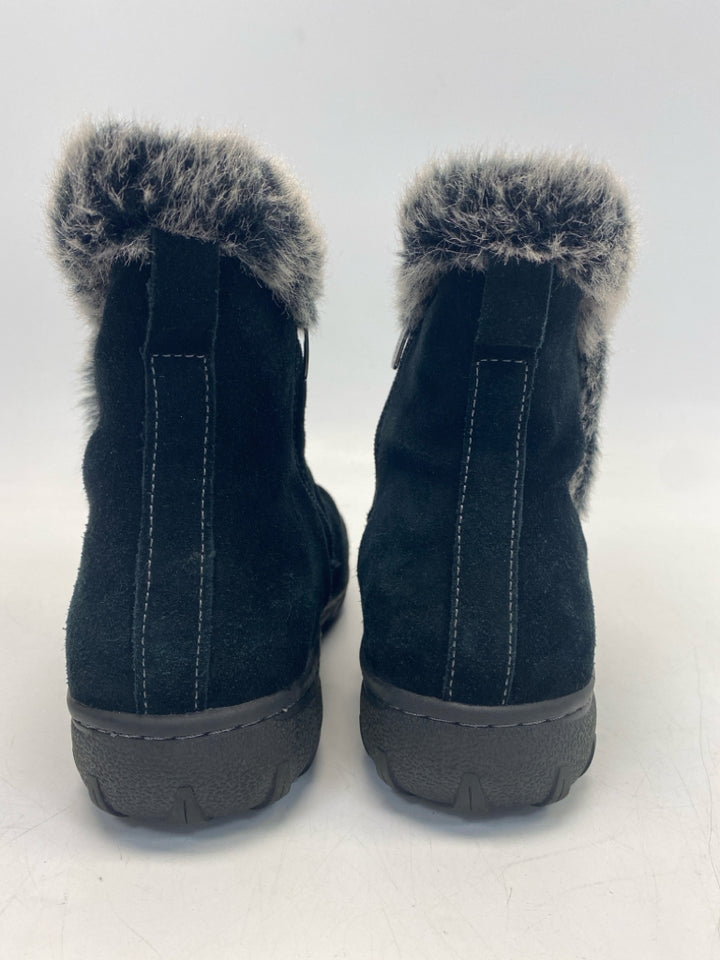 US Shoe Size 8 Black Boots