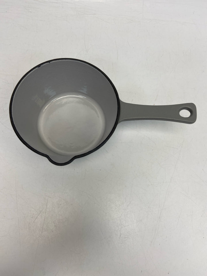 Pampered Chef Gray Cookware