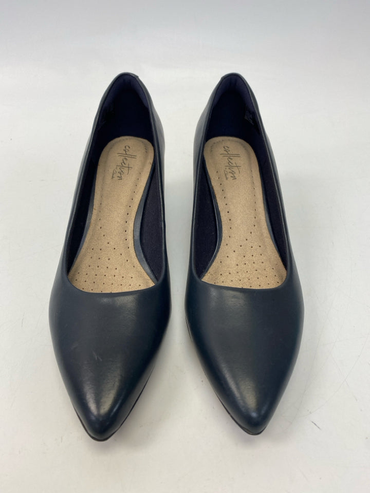 Clarks  Size 8.5 Dark Navy Heels