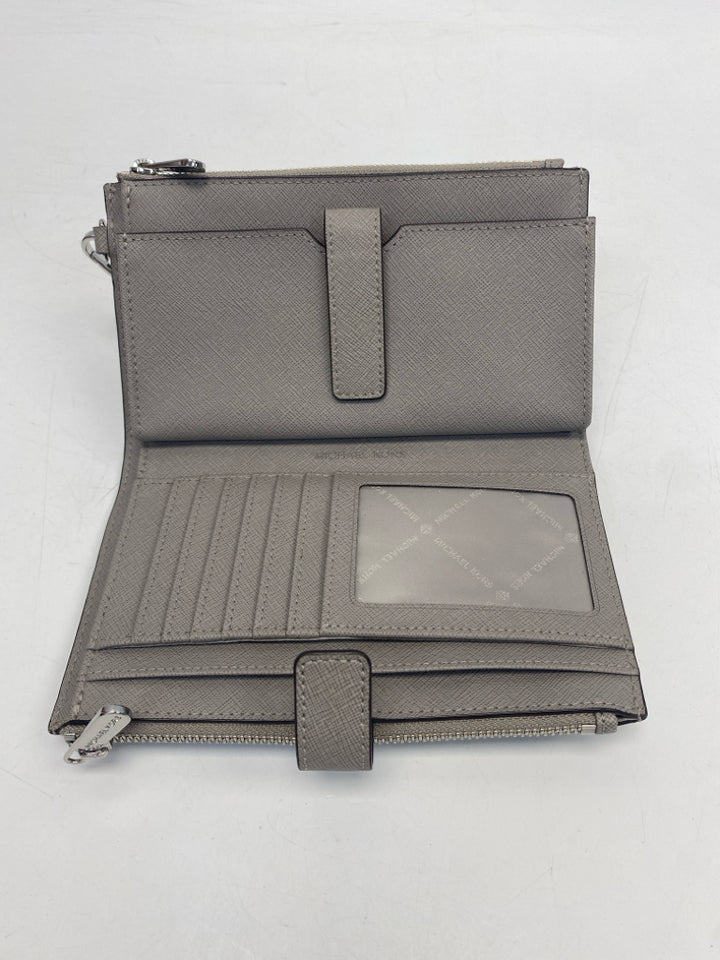 Michael Kors Gray Wristlet