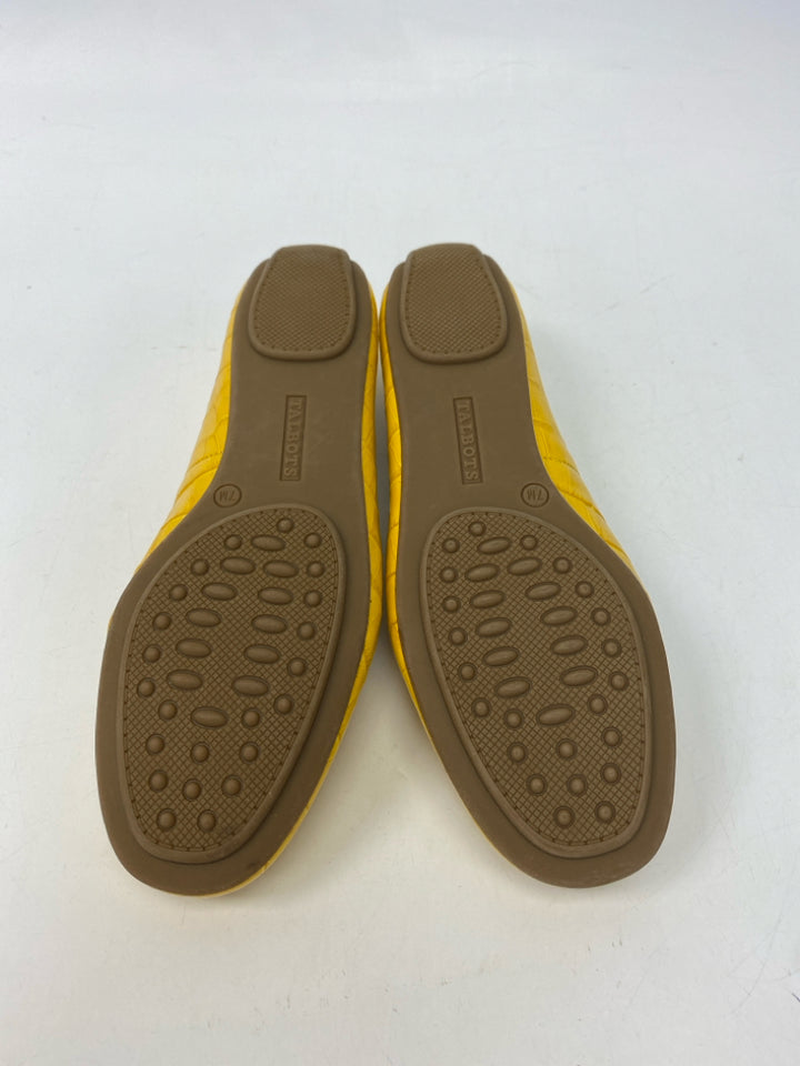 NWOT Talbots  Size 7 Yellow Embossed Flats