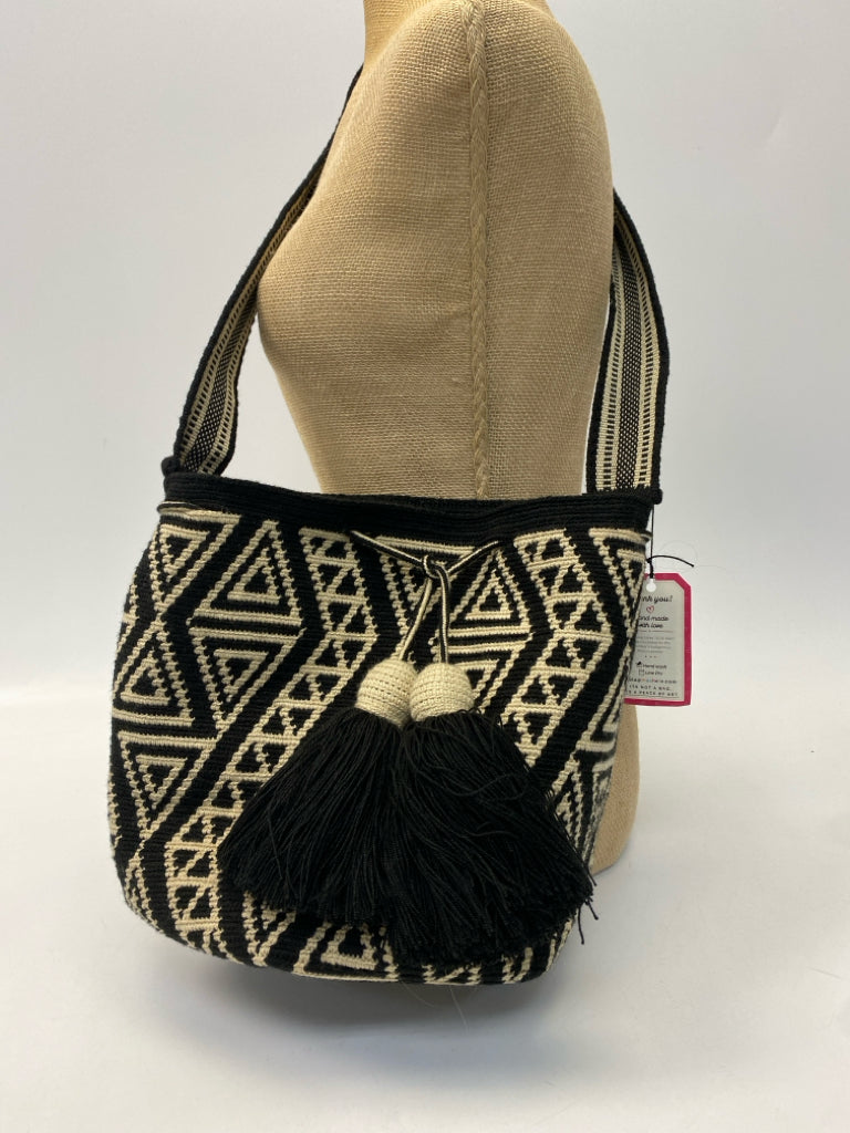 NWT Black Tan Tassel(es) Crochet Crossbody
