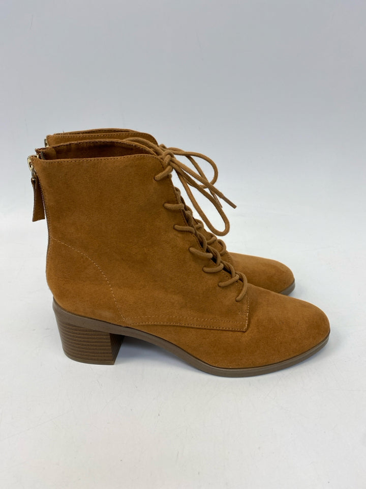 LOFT  Size 7.5 Brown Lace-up Boots