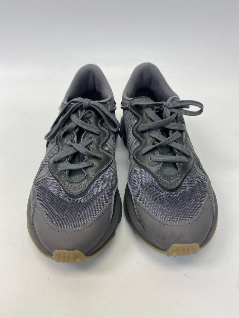 Adidas Size 10.5 Dark Gray Lace-Up Men&