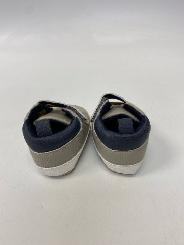 SIZE 1 Taupe Navy Boy&