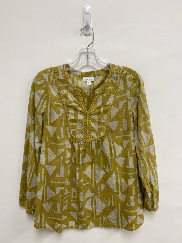 J Jill Size XS Dusty Yellow Gray Shapes Long Sleeve Ladies Top