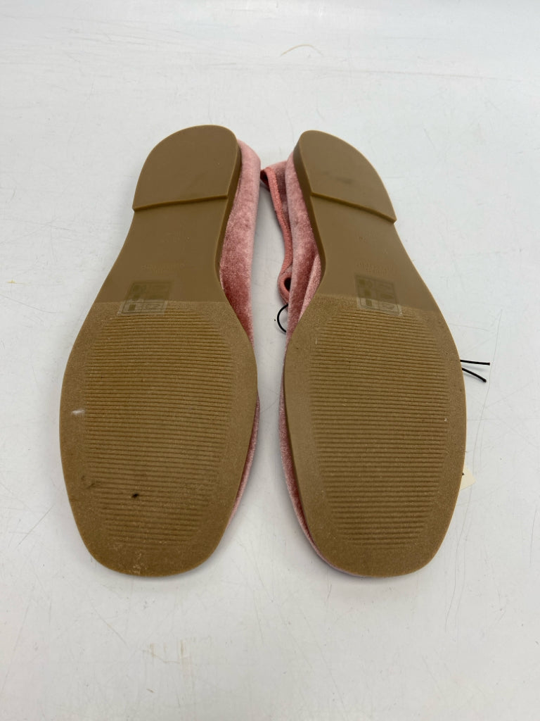 NWT US Shoe Size 10 Pink Flats
