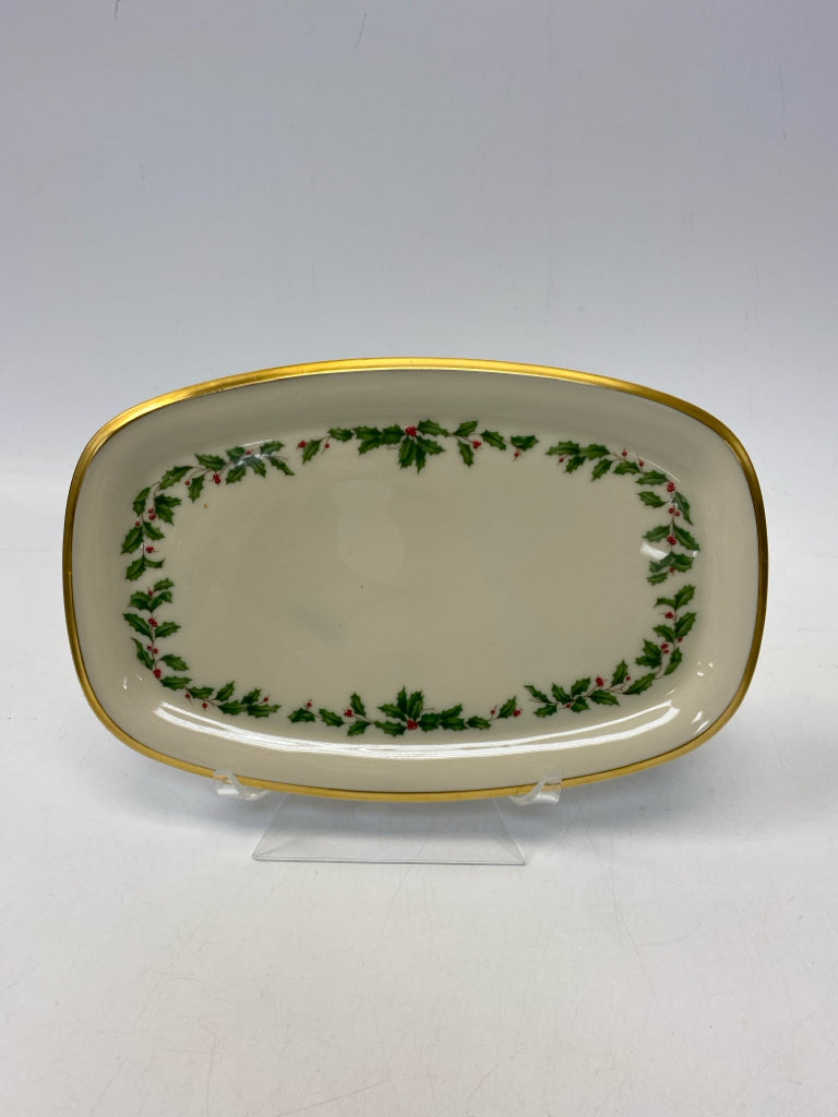 Lenox Cream Green/Red Holly Berries China Christmas