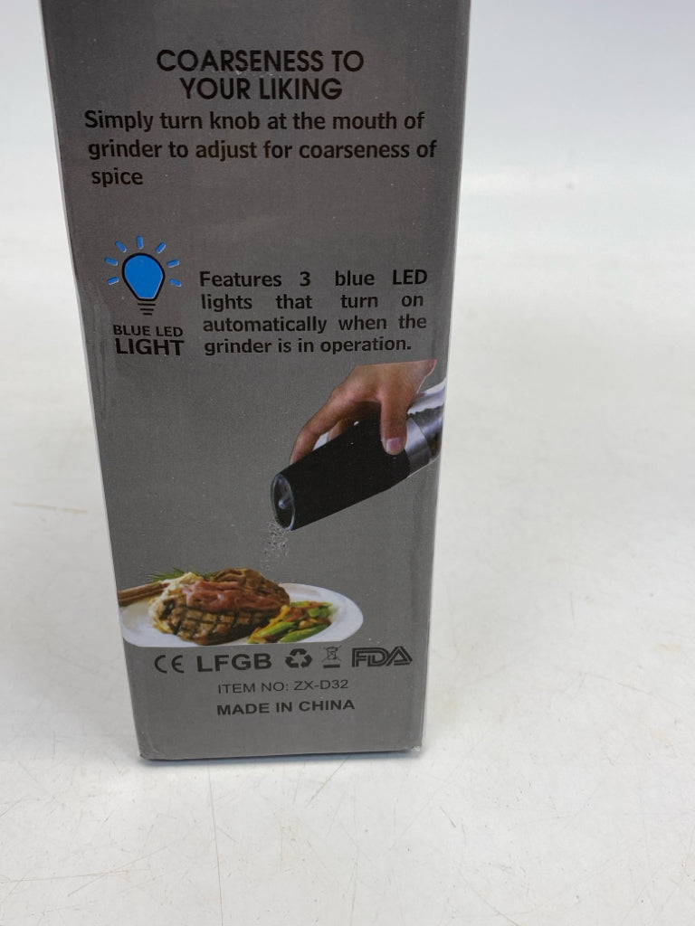 NEW/BOX Salt/Pepper