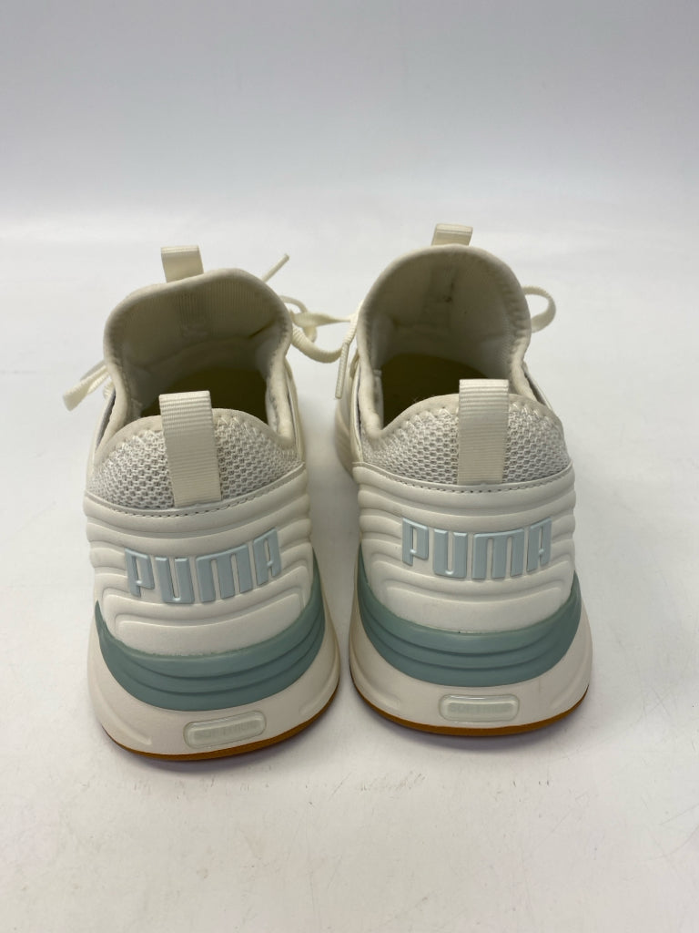 NWOT Puma  Size 7.5 Cream Aqua Lace-up Sneakers