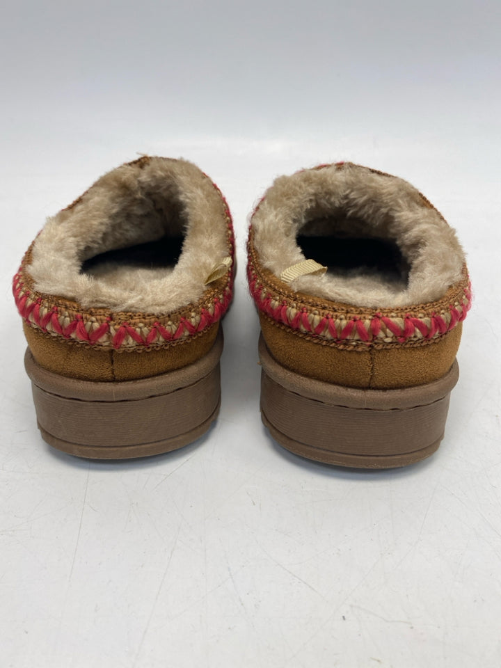 Sonoma SIZE 13 Brown Red Trimmed Girl&