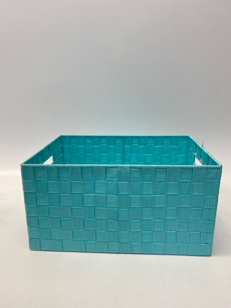 Aqua Basket