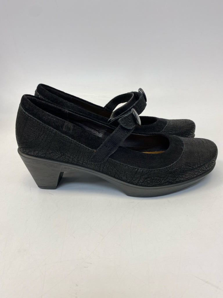 Naot  Size 6 Black Heels
