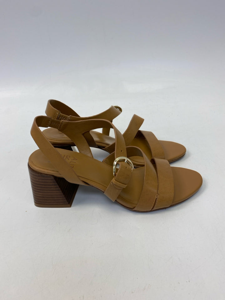 Naturalizer  Size 6.5 Brown Sandals