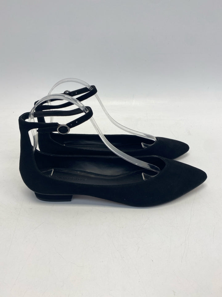 Banana Republic  Size 8.5 Black Flats