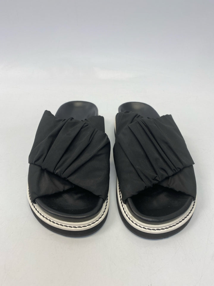 Ganni  Size 6.5 Black Sandals