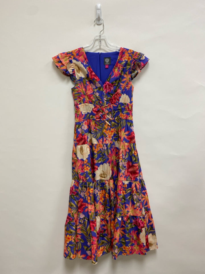 VINCE CAMUTO Size 4 Periwinkle Pink/Multi Ruffles V Neck Ladies Dress