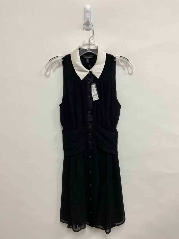 NWT Wht House/Blk Mkt Size 0 Black White Trimmed Sleeveless Ladies Dress