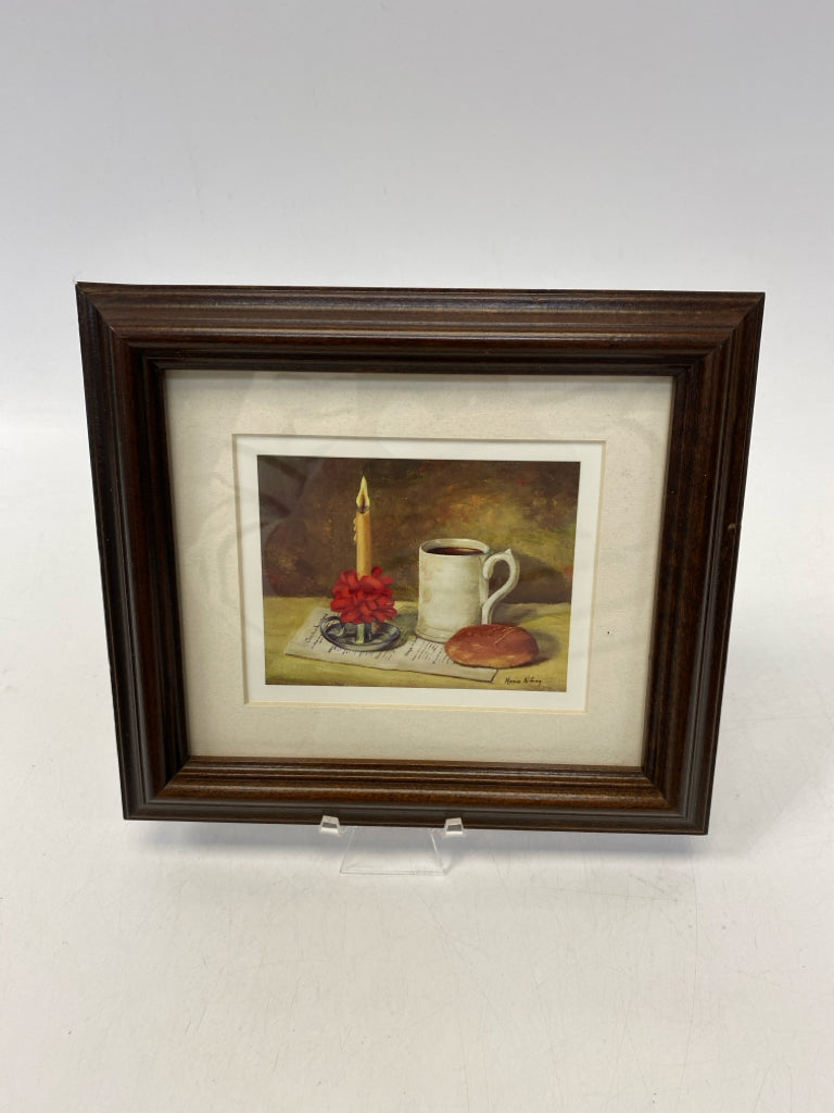 Brown/White Red/Gray Still Life Christmas