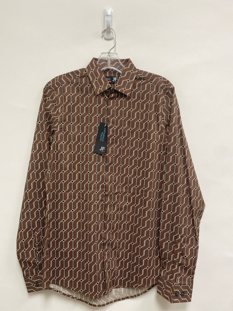 NWT Size S Brown Cream Geometric Button Up Men&