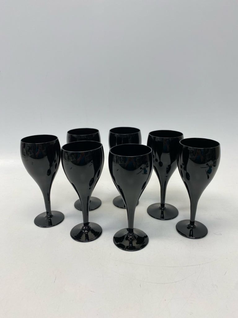 Black Glassware