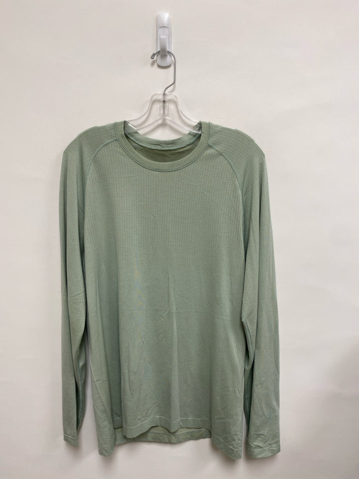 Lululemon Size L Sage Long Sleeve Men&