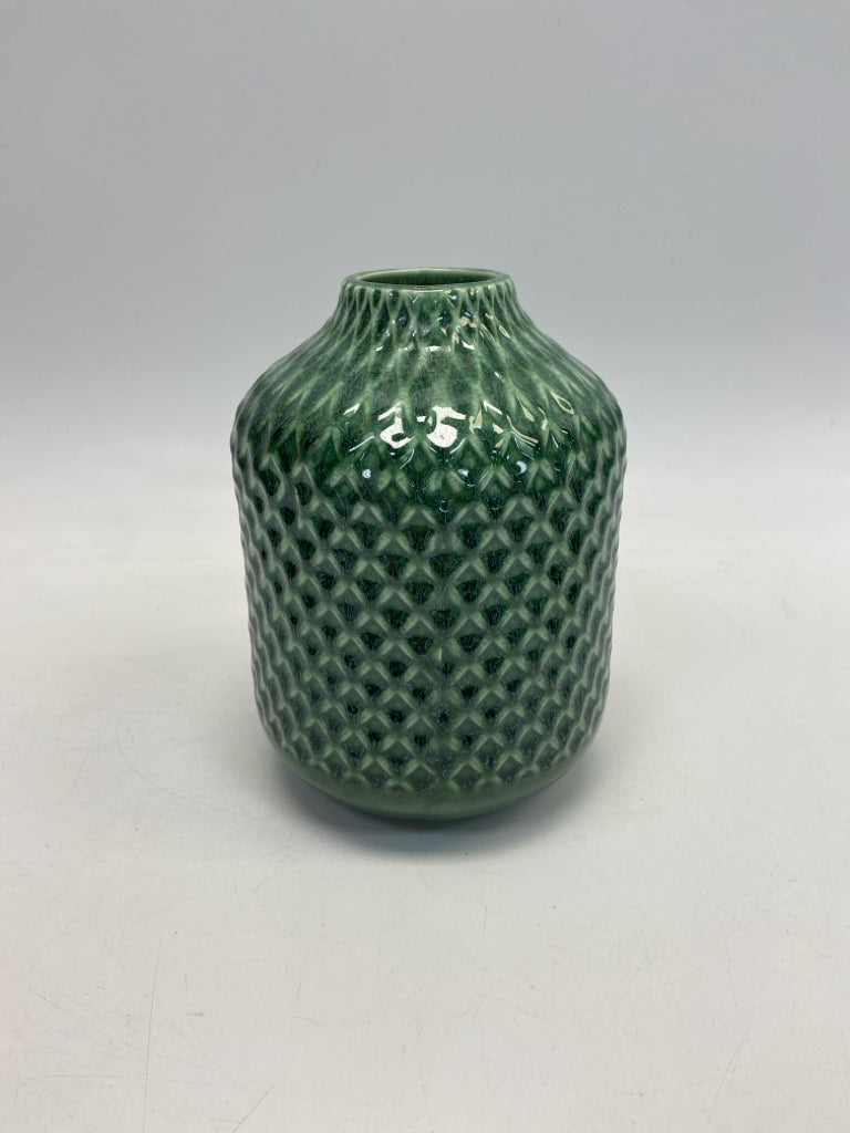 Green Texture Ceramic Vase