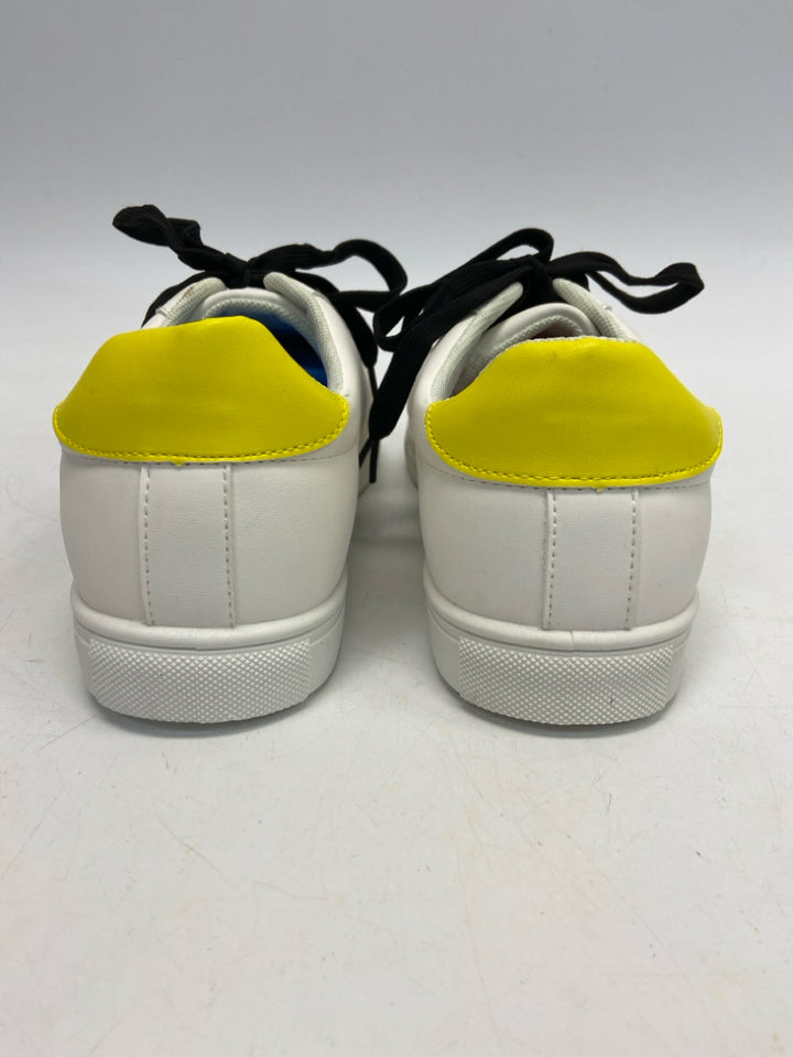 NWOT JellyPop  Size 10 White Black/Yellow Lace-up Sneakers